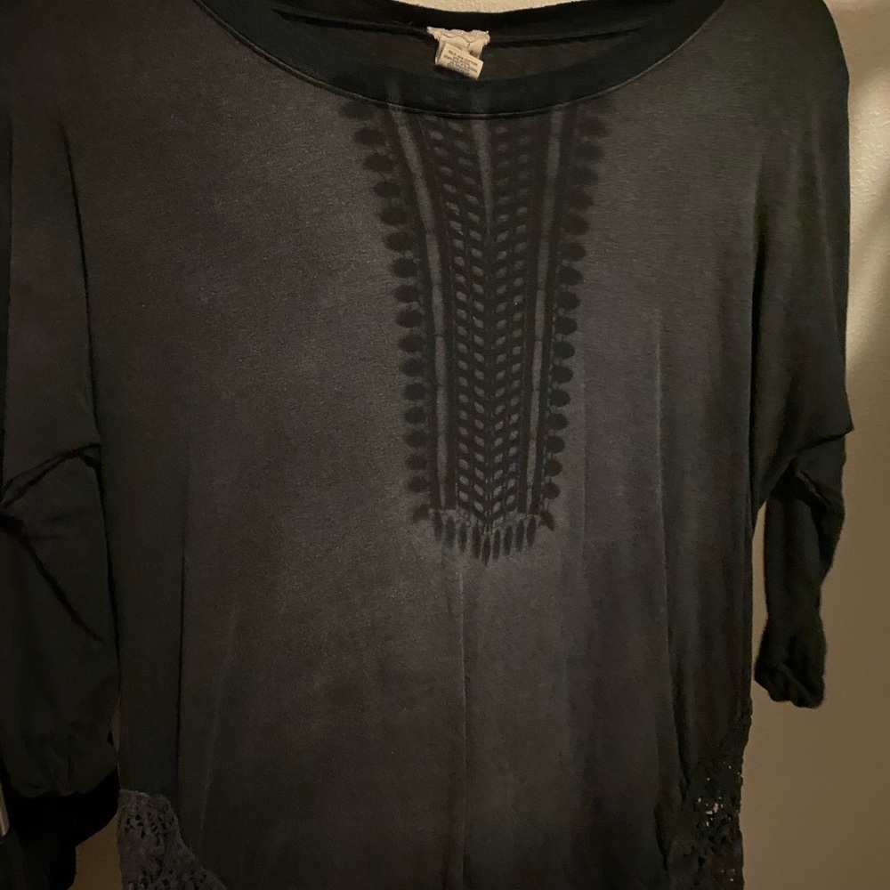 Black 3/4 indie Blouse